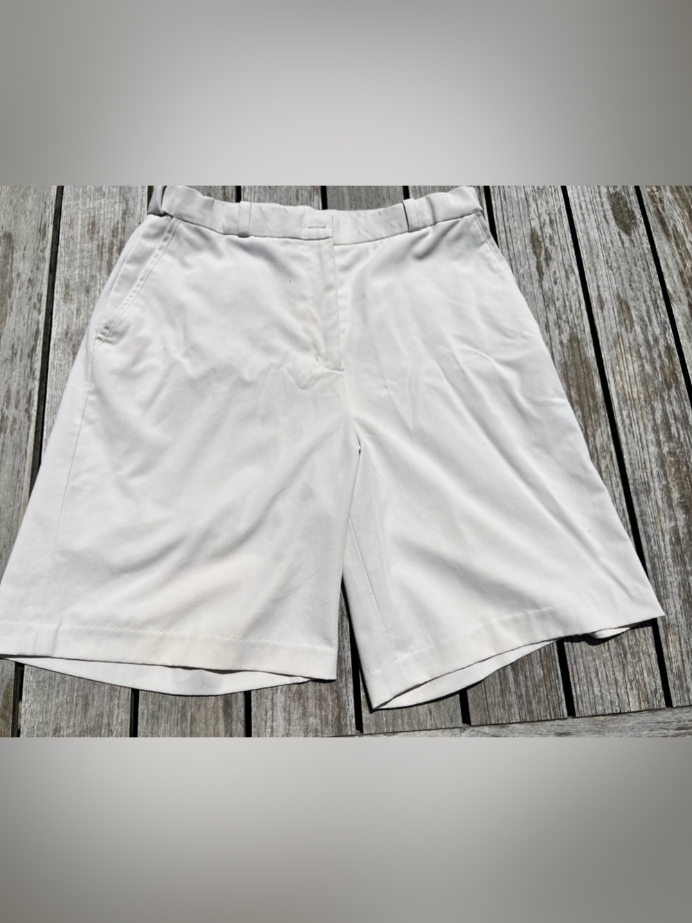 EP PRO. WOMENS LIGHT KAKHI BERMUDA SHORTS SIZE 6